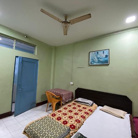 Muktai Lodge Solapur Eksteriør bilde